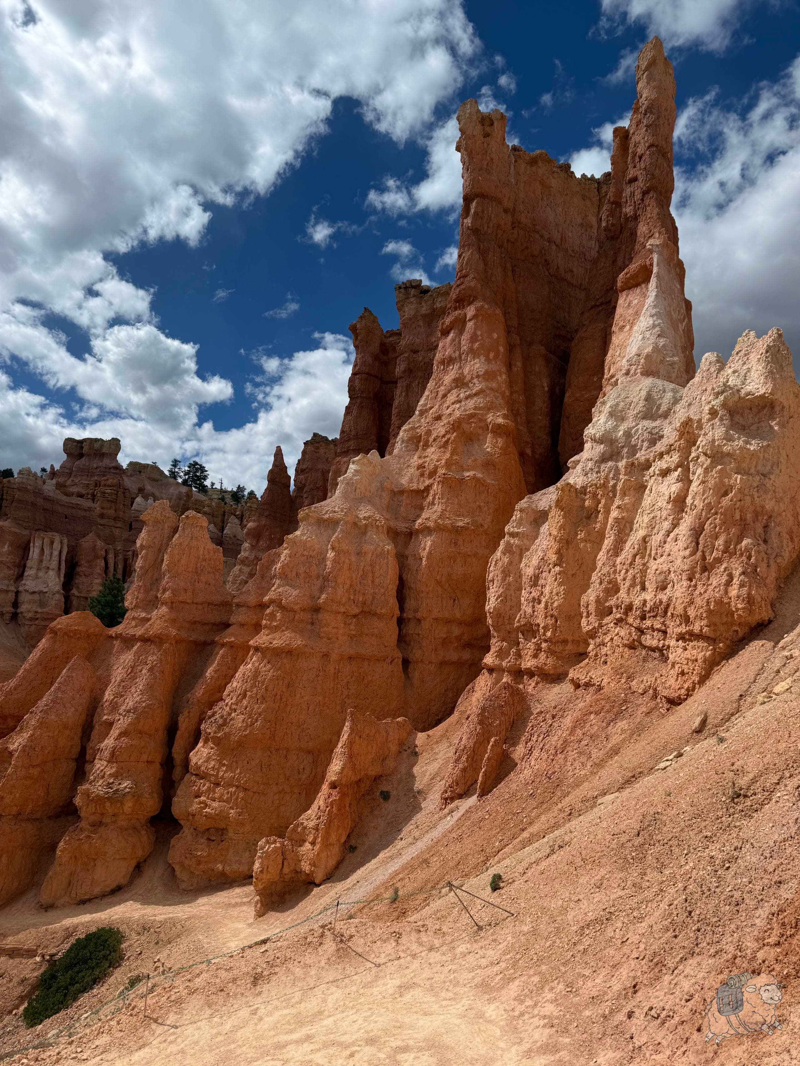 布萊斯峽谷 Bryce Canyon - 也很像什麼反派的城堡